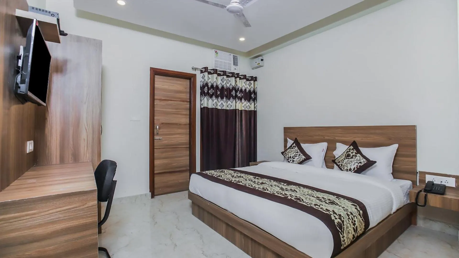 Hotel O Mint Delhi