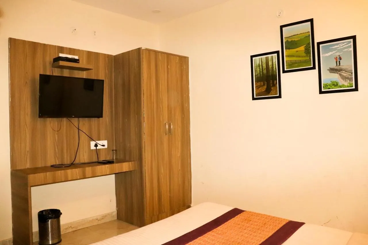 Hotel O Mint Delhi  3*, Delhi (National Capital Territory of India) India