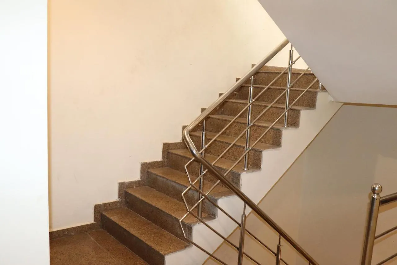 Hotel O Mint Delhi  3*, Delhi (National Capital Territory of India)