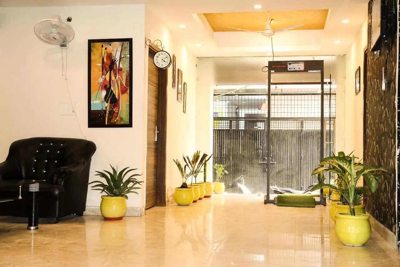 Hotel O Mint Delhi